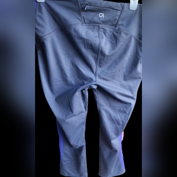 Gap athletic sixe L - Picture 2 of 3